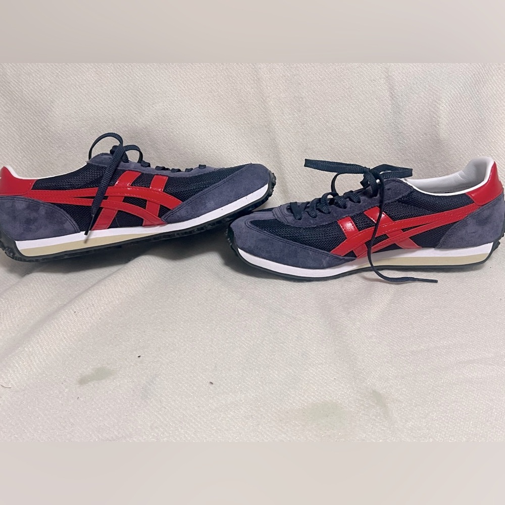 Onitsuka Tiger EDR 78
Midnight Classic Red size 7 (40)